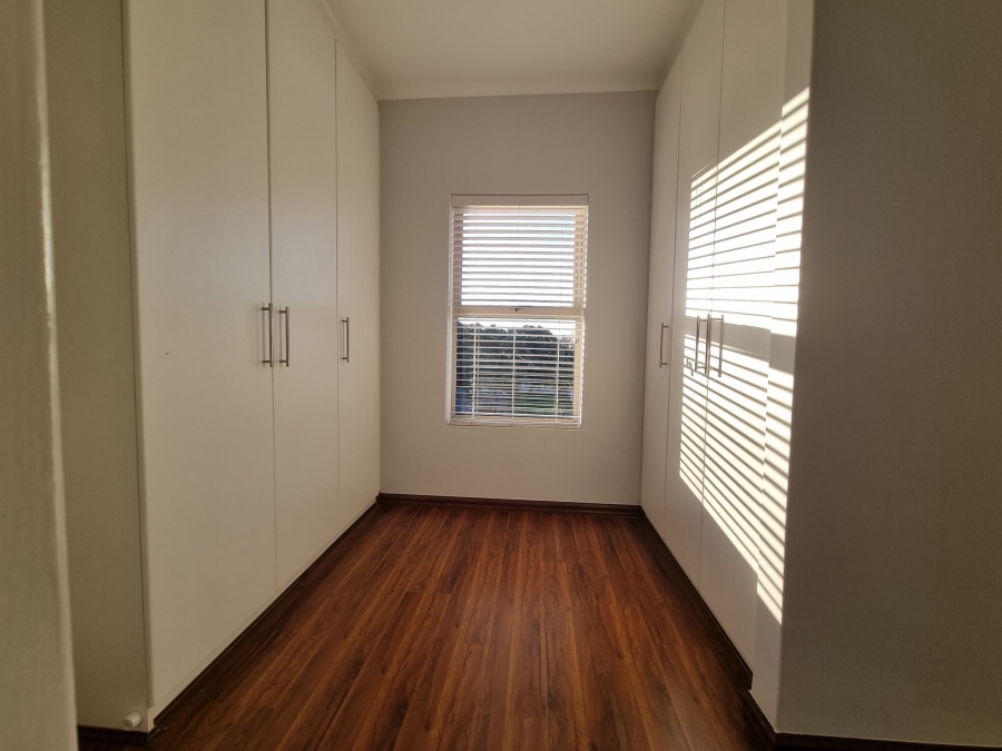 To Let 5 Bedroom Property for Rent in Century City Western Cape
